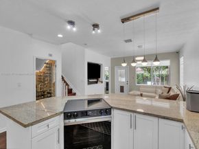 8956 SW 215th Ln, Cutler Bay FL 33189
