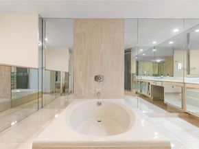 2751 S Ocean Dr 208S, Hollywood FL 33019