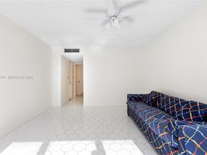 2751 S Ocean Dr 208S, Hollywood FL 33019