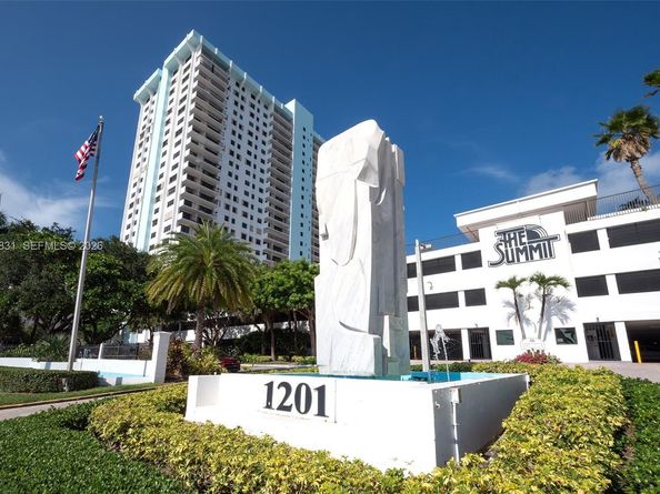 1201 S Ocean Drive 1703N, Hollywood FL 33019