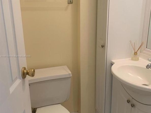 250 174th St 1801, Sunny Isles Beach FL 33160