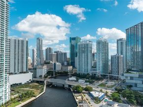 690 SW 1st Ct 1227, Miami FL 33130