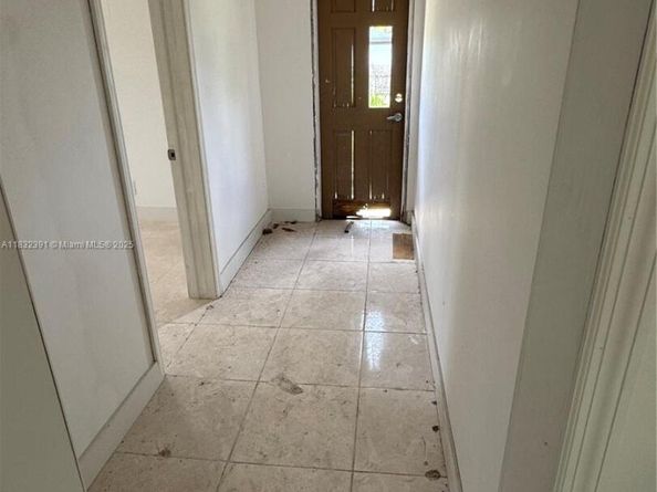 23100 SW 123rd Ave, Miami FL 33170