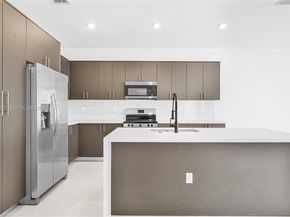 22555 SW 125th Ave, Miami FL 33170