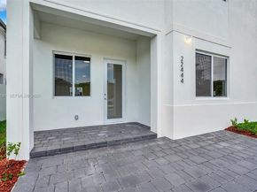 22555 SW 125th Ave, Miami FL 33170