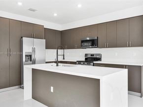 22555 SW 125th Ave, Miami FL 33170