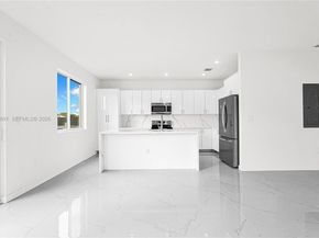22555 SW 125th Ave, Miami FL 33170