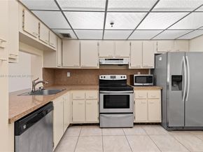 2625 Collins Ave 608, Miami Beach FL 33140