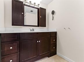 2625 Collins Ave 608, Miami Beach FL 33140