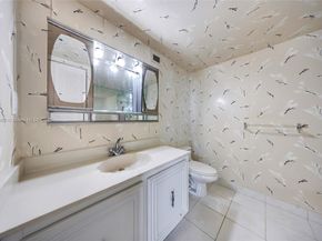 800 Parkview Dr 729, Hallandale Beach FL 33009