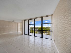 800 Parkview Dr 729, Hallandale Beach FL 33009