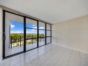 800 Parkview Dr 729, Hallandale Beach FL 33009