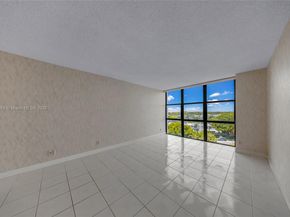 800 Parkview Dr 729, Hallandale Beach FL 33009