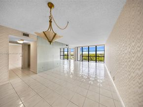 800 Parkview Dr 729, Hallandale Beach FL 33009