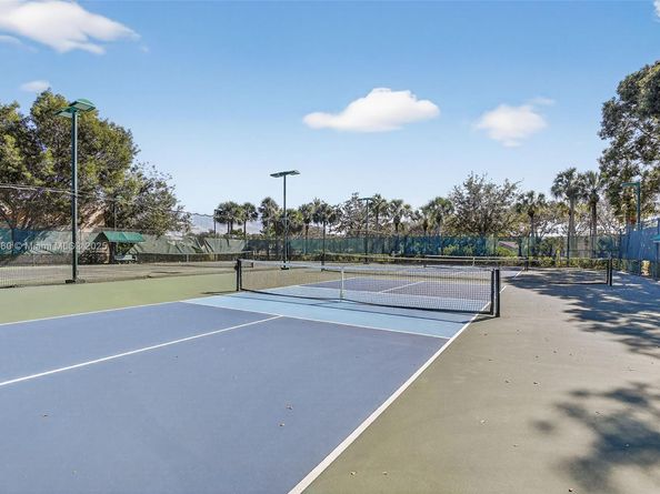 17061 NW 17th St, Pembroke Pines FL 33028