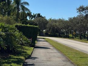 17061 NW 17th St, Pembroke Pines FL 33028