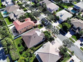 17061 NW 17th St, Pembroke Pines FL 33028