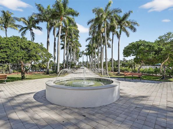 17061 NW 17th St, Pembroke Pines FL 33028