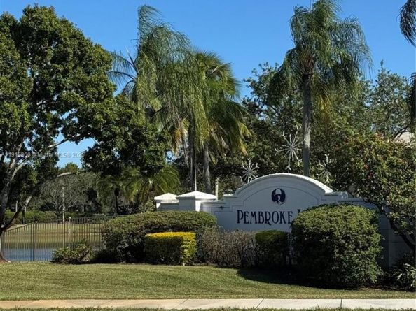 17061 NW 17th St, Pembroke Pines FL 33028