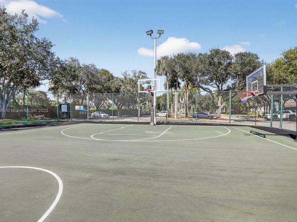 17061 NW 17th St, Pembroke Pines FL 33028