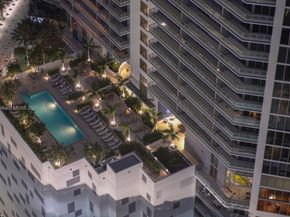 1300 Brickell Bay Dr 3007, Miami FL 33131