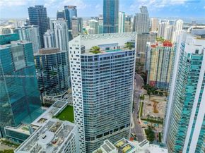 1300 Brickell Bay Dr 3007, Miami FL 33131