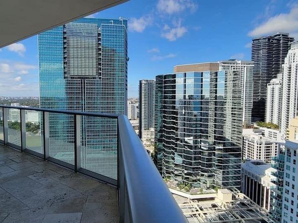 1300 Brickell Bay Dr 3007, Miami FL 33131