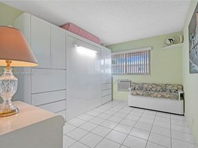 1015 SW 11th Ave 11K, Hallandale Beach FL 33009