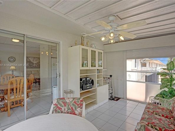 1015 SW 11th Ave 11K, Hallandale Beach FL 33009