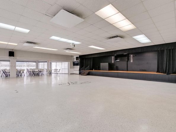 1015 SW 11th Ave 11K, Hallandale Beach FL 33009