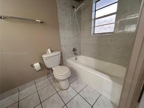 9460 Fontainebleau Blvd 421, Miami FL 33172