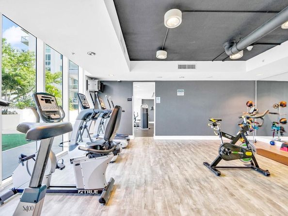 1861 NW S River Dr 2505, Miami FL 33125