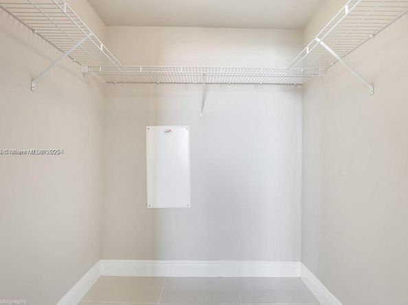 1861 NW S River Dr 2505, Miami FL 33125