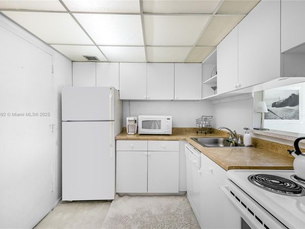 345 Ocean Dr 707, Miami Beach FL 33139