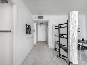 345 Ocean Dr 707, Miami Beach FL 33139