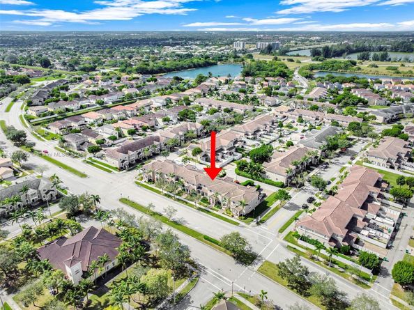 27534 SW 140th Ave 27534, Homestead FL 33032