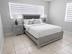 2842 Jackson St, Hollywood FL 33020