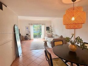 6709 N Kendall Dr 230, Pinecrest FL 33156