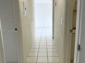 802 NW 87th Ave 315, Miami FL 33172