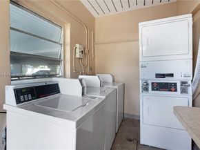 3527 NE 168th St 409, North Miami Beach FL 33160