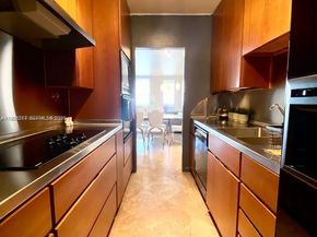 100 Lincoln Rd 608, Miami Beach FL 33139