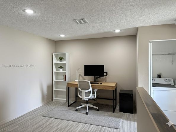 10161 SW 21st St, Miramar FL 33025