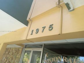 1975 NE 135th St 3C, North Miami FL 33181