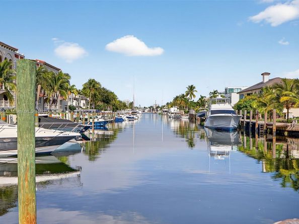 Undisclosed Address #A11858364, Fort Lauderdale FL 33316