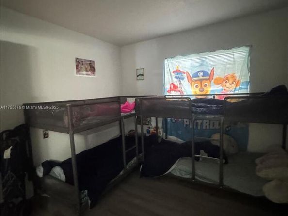 940 NE 33rd Ter 103, Homestead FL 33033
