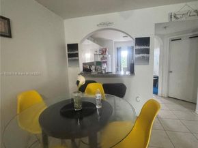 940 NE 33rd Ter 103, Homestead FL 33033