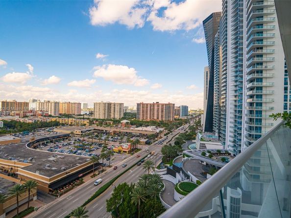 16901 Collins Ave 1503, Sunny Isles Beach FL 33160