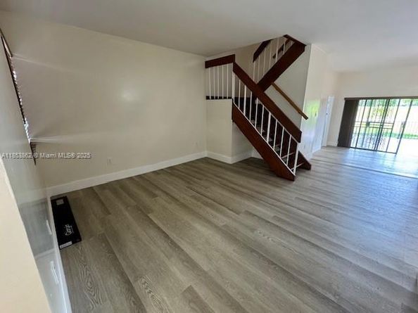 703 NW 105th Pl C1, Miami FL 33172