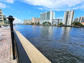 2895 NE 32nd St 110, Fort Lauderdale FL 33306