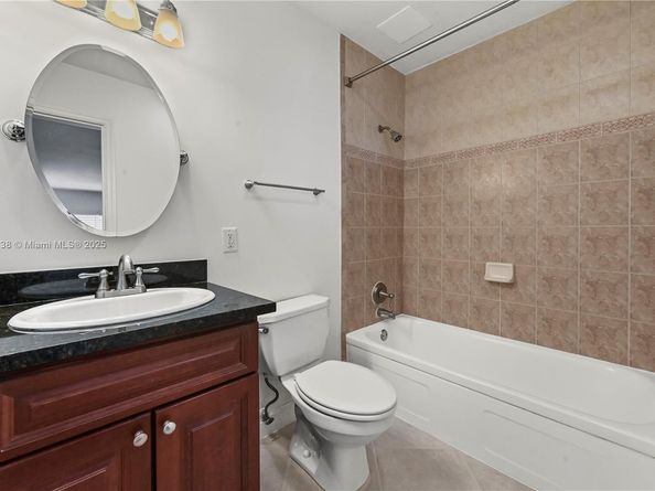 2895 NE 32nd St 110, Fort Lauderdale FL 33306